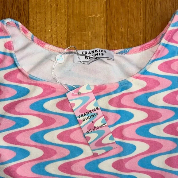 Frankie's Bikinis Pink and Blue Wave Dress - Picture 3 of 6